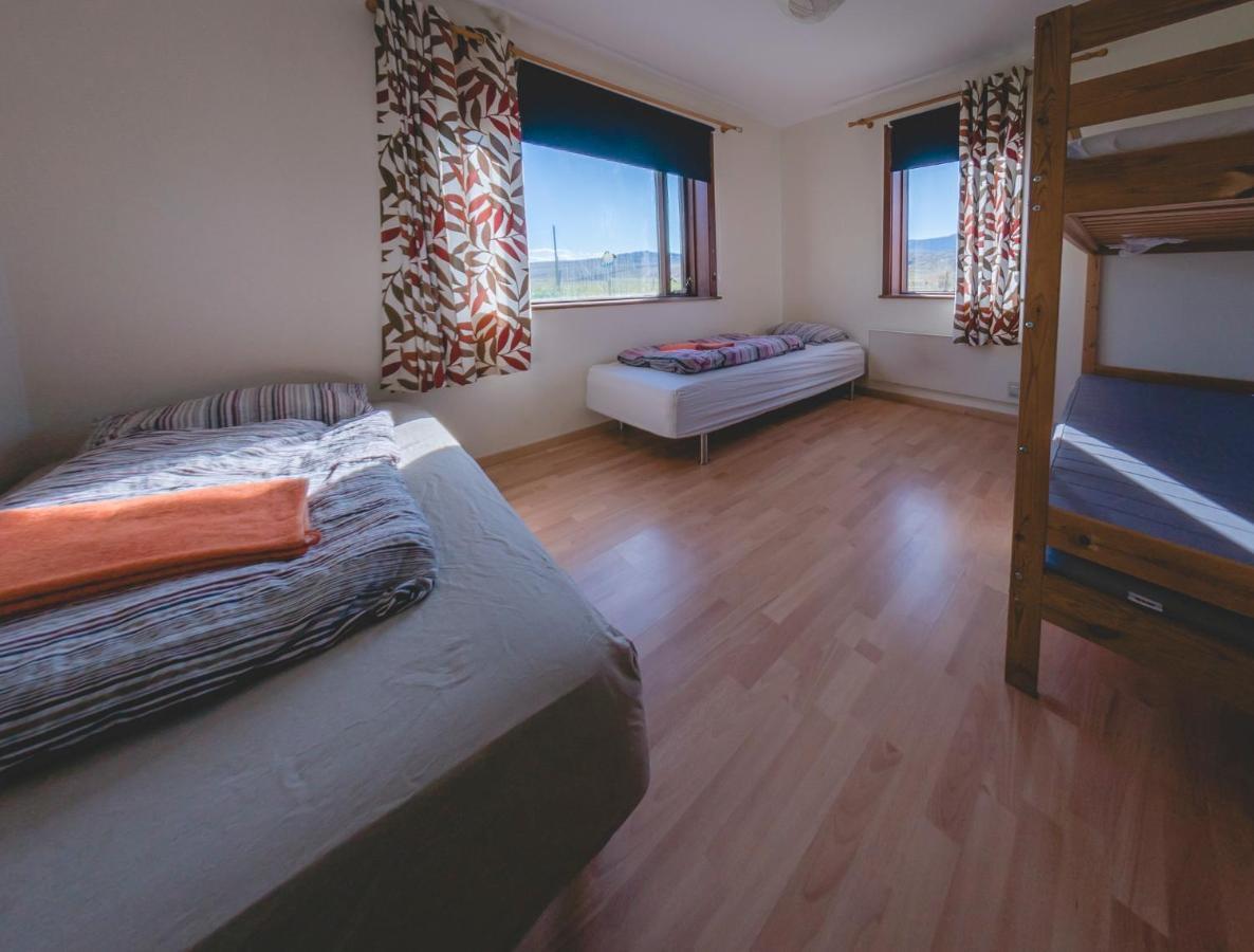 Hvammur 2 Guesthouse Блёндюоус Экстерьер фото