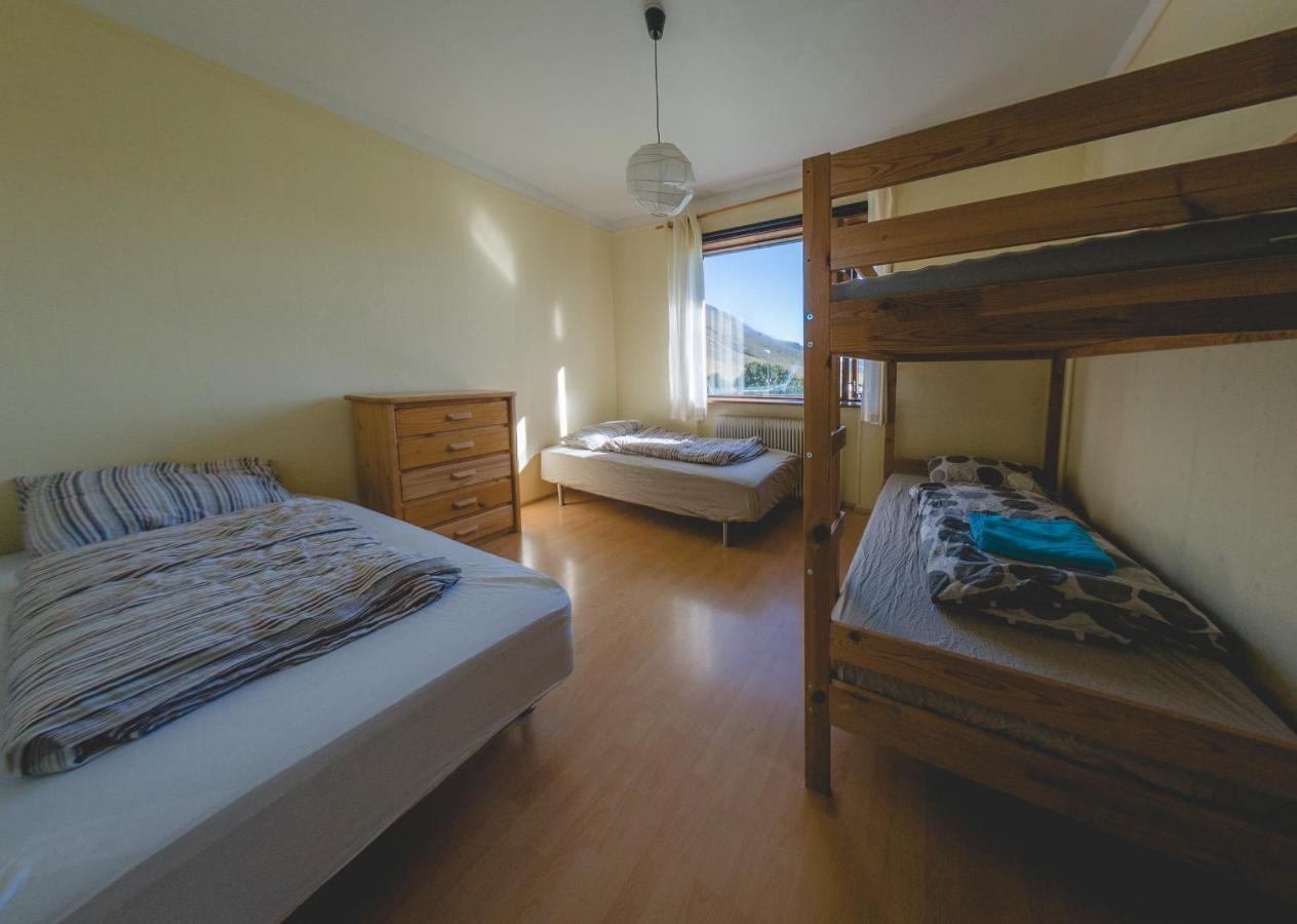 Hvammur 2 Guesthouse Блёндюоус Экстерьер фото