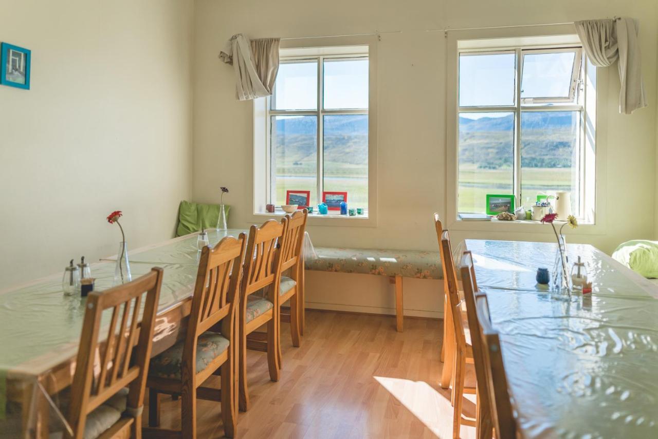 Hvammur 2 Guesthouse Блёндюоус Экстерьер фото